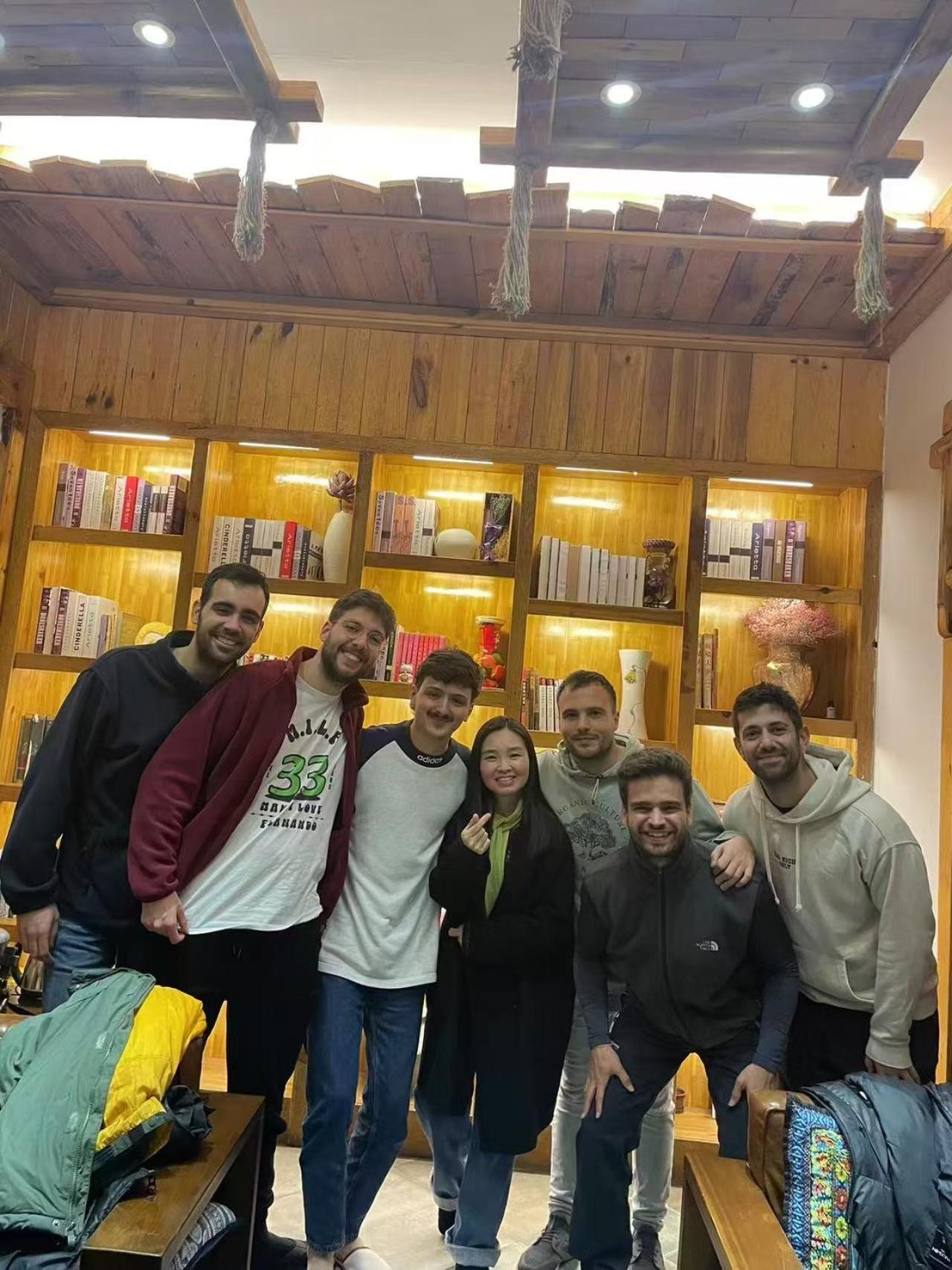 Chong Chong Guesthouse Zhangjiajie Eksteriør bilde